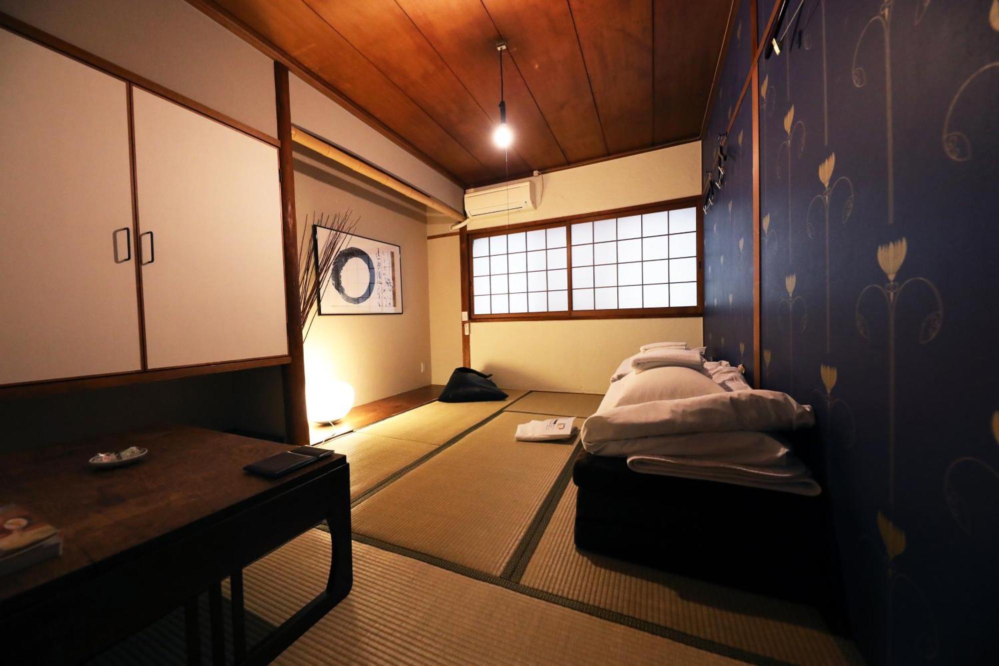 FON-SU bed&breakfast Osaka Eksteriør billede